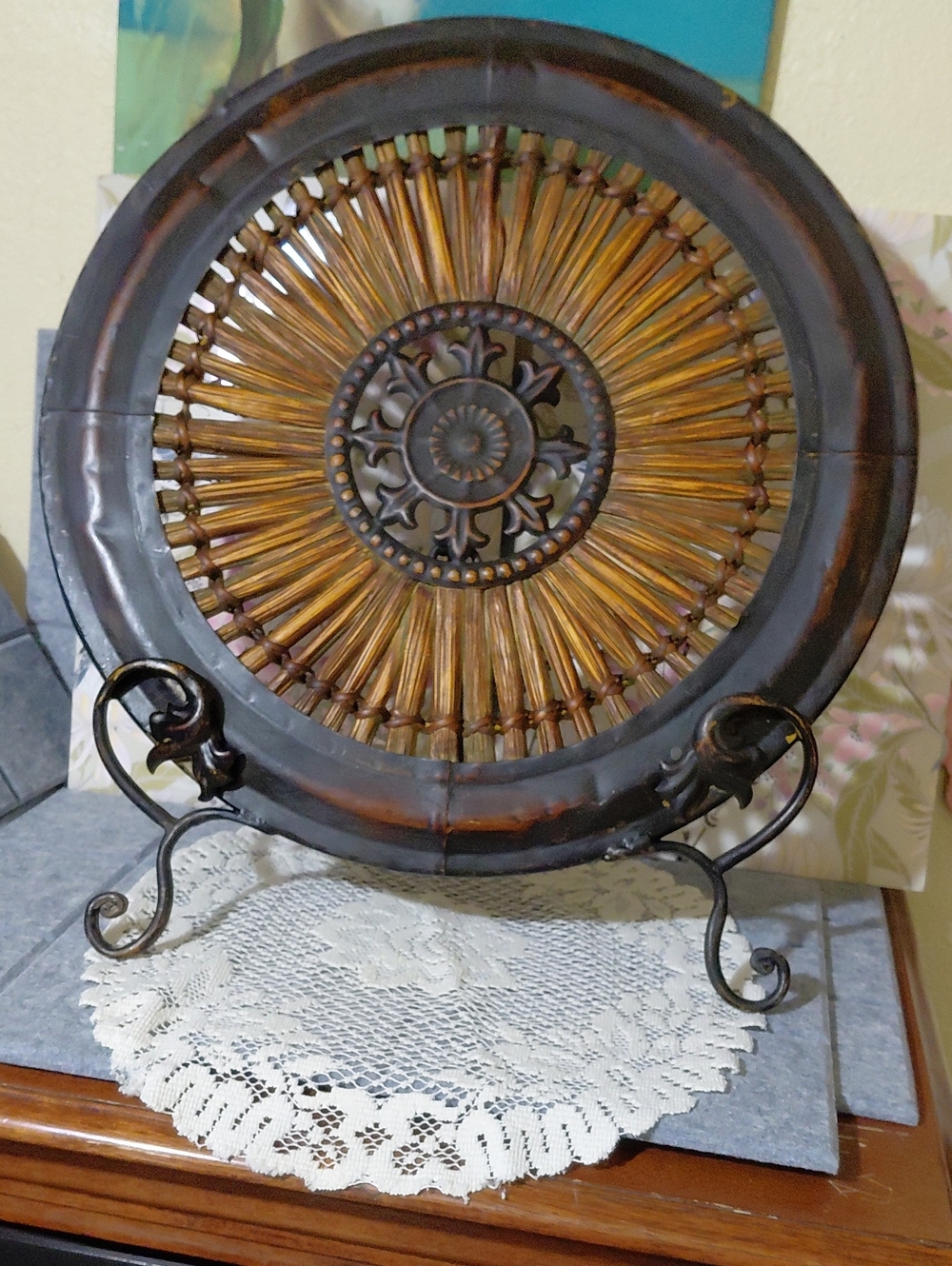 Decorative Sunburst Wall Plate in Bronze and Gold